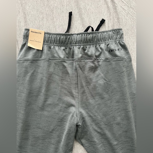 NWT Nike Dry Fit MLB sweatpants joggers - Picture 4 of 7